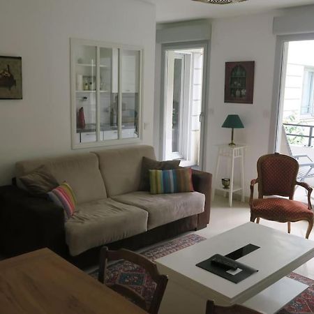 Appartement Confortable Et Au Calme Avec Terrasse Proche Du Metro - Accueil Personnel Lyon Extérieur photo